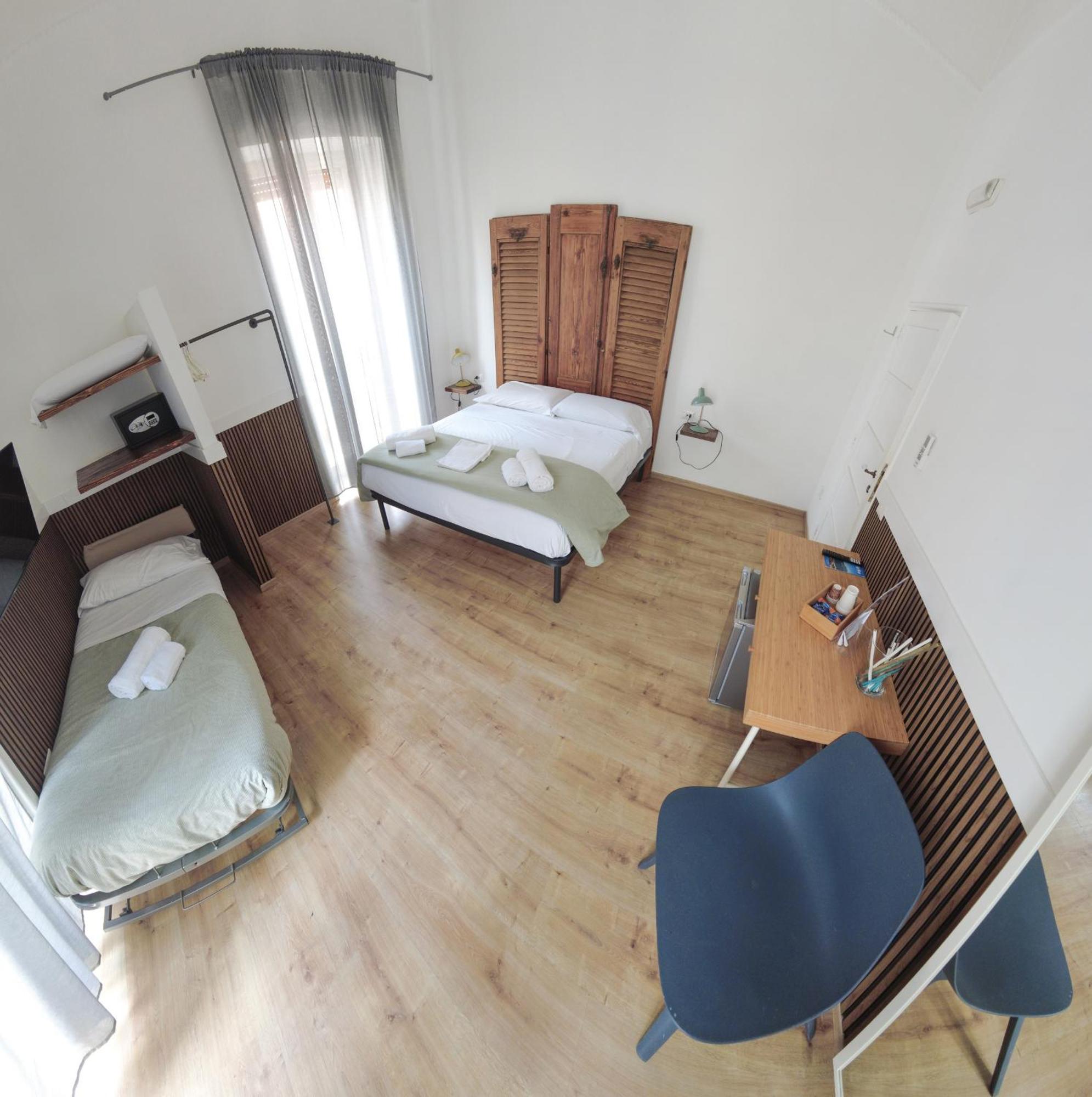 B&B Universita Napoli Eksteriør bilde